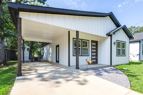 185 Barcelona St, Mabank, TX, 75156-9165 | Card Image