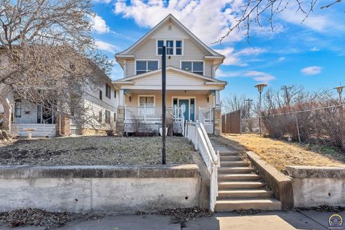 705 Sw 6th Ave, Topeka, KS, 66603-3128 | Card Image