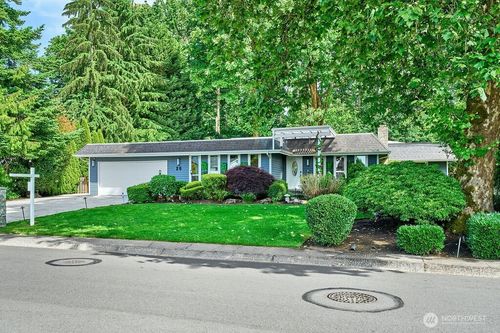 20 Cascade Ky, Bellevue, WA, 98006-1002 | Card Image