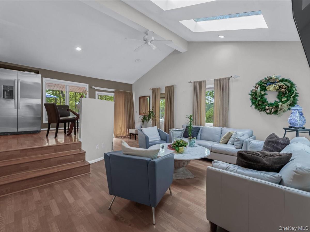 Residential in North Hempstead 5