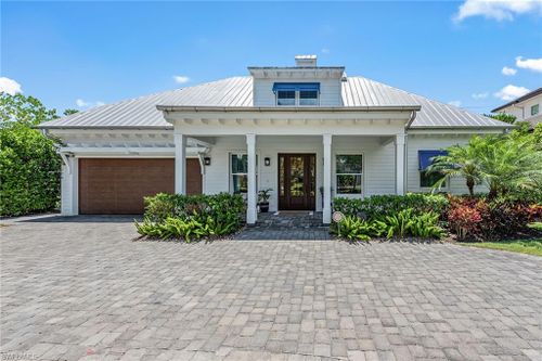 776 7th Ave N, Naples, FL, 34102 | Card Image