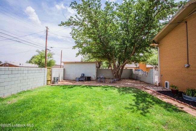 202 N 19 Th St, House other with 3 bedrooms, 3 bathrooms and null parking in Lamesa TX | Image 33