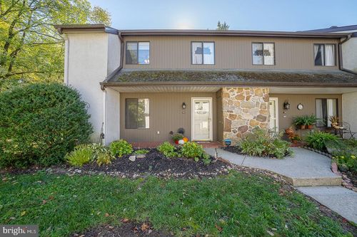 140 Pinecrest Ln, King Of Prussia, PA, 19406-2368 | Card Image