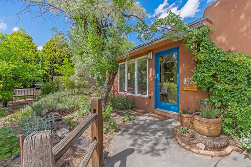 1209 Vitalia St, Santa Fe, NM, 87505-3221 | Card Image