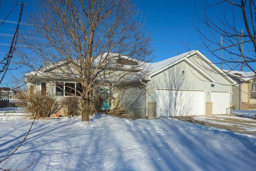 1430 Esterly Oaks Drive, Hanover, MN, 55341 | Card Image