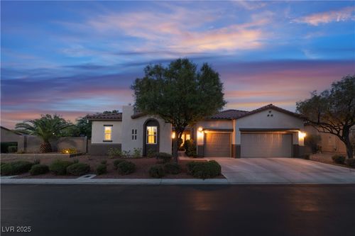 7876 Galloping Hills St, Las Vegas, NV, 89113-3059 | Card Image