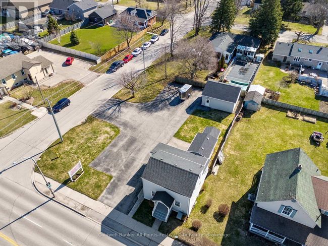 264 Huron Rd, House other with 3 bedrooms, 2 bathrooms and 22 parking in Goderich ON | Image 31