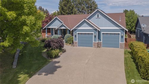 1611 E Canterbury Dr, Ellensburg, WA, 98926-5132 | Card Image