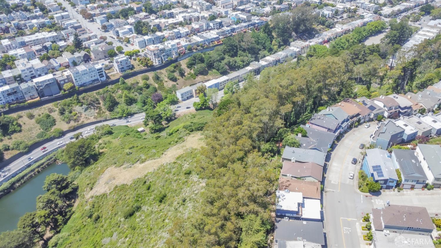 Land in San Francisco 4