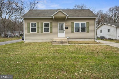 116 W Mispillion St, HARRINGTON, DE, 19952-1027 | Card Image