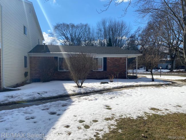 APT-1D - 3337 Field Rd, Condo with 2 bedrooms, 1 bathrooms and null parking in Clio MI | Image 4