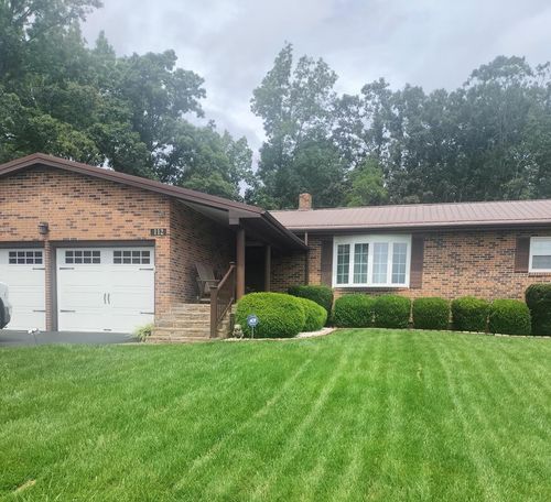 112 Gardenia Way, Princeton, WV, 24739-8521 | Card Image