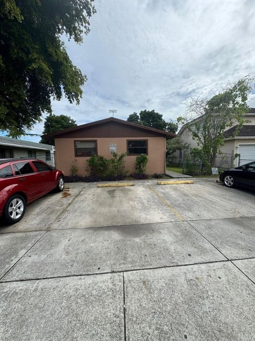 2610 Nw 14th St, Fort Lauderdale, FL, 33311-5106 | Card Image