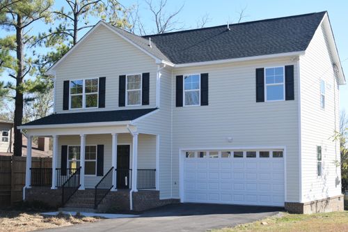 157 Diamond Ave, Rocky Mount, VA, 24151-1340 | Card Image