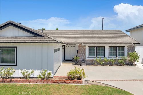10462 Christopher St, Cypress, CA, 90630-4307 | Card Image