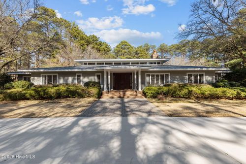 28 Chestertown Dr, Pinehurst, NC, 28374-8661 | Card Image