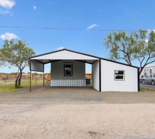 1824 Uvalde Estates Dr, Uvalde, TX, 78801-7555 | Card Image