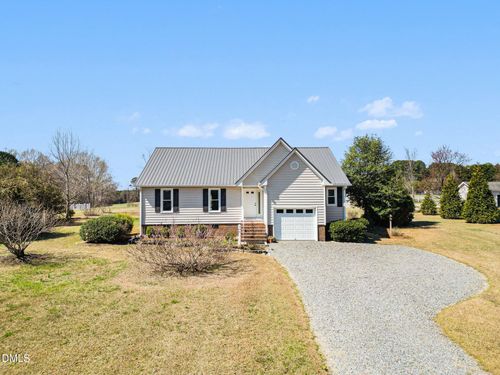 2004 Little Pond Pl, Willow Spring, NC, 27592-9112 | Card Image
