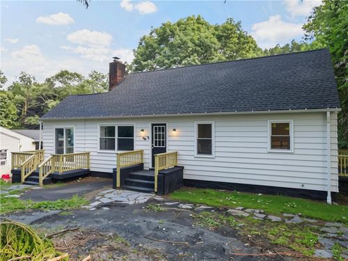 355 E Brown St, East Stroudsburg, PA, 18301-9101 | Card Image