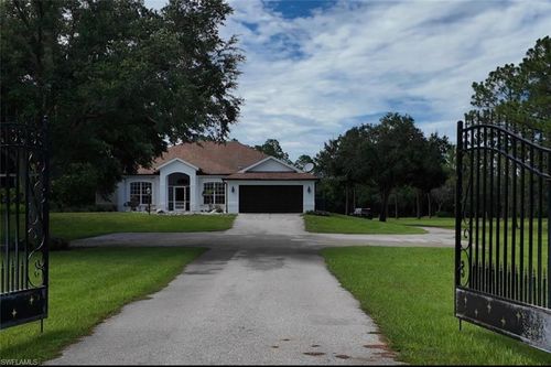 3645 70th Ave, NAPLES, FL, 34120-2640 | Card Image