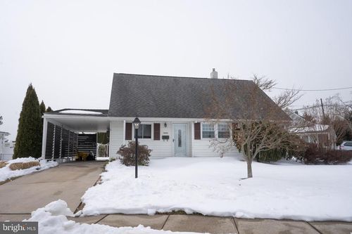 3 Fennimore Rd, Hamilton, NJ, 08690-2130 | Card Image