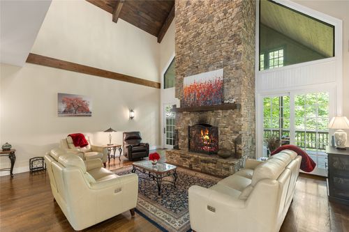 115 W Falls Court, Highlands, NC, 28741 | Card Image