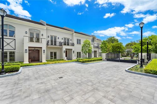 7561 Sw 56th Ct, Miami, FL, 33143-5607 | Card Image