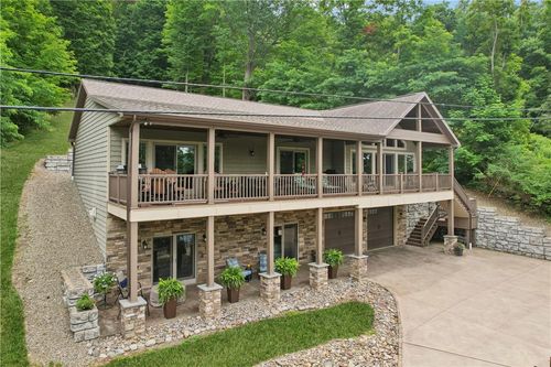 7240 W Bluff Dr, Keuka Park, NY, 14478-9521 | Card Image