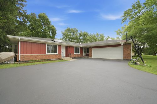 b-152 Dunbar Ln, East Dundee, IL, 60118-1632 | Card Image