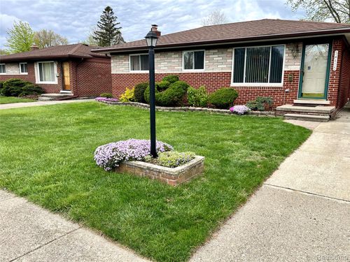 34405 Little Mack Ave, Clinton Township, MI, 48035-4700 | Card Image