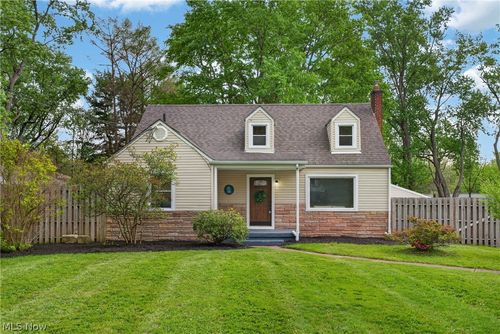 1865 Knight Road, Akron, OH, 44306 | Card Image