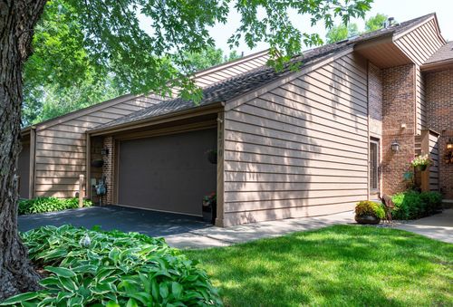 11270 36th Pl N, Plymouth, MN, 55441-1471 | Card Image