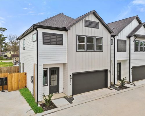 f-243 Rebecca St, Houston, TX, 77022-3124 | Card Image