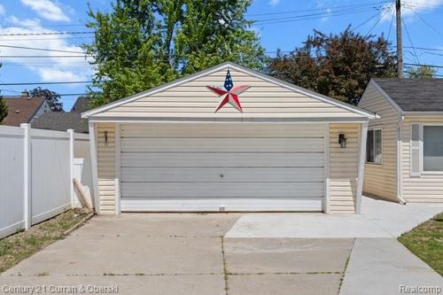 1736 Buckingham Ave, Lincoln Park, MI, 48146-3506 | Card Image