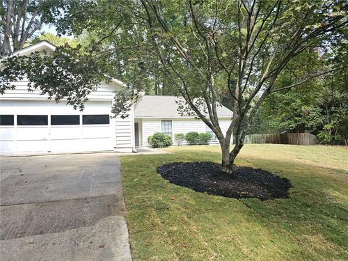 620 Lake Forest Ct, Roswell, GA, 30076-4709 | Card Image