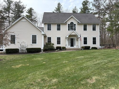 92 Suomi St, Paxton, MA, 01612-1212 | Card Image