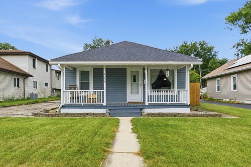 1907 Cora St, Crest Hill, IL, 60403-2532 | Card Image