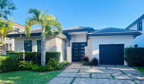15957 Sw 136th Way, Miami, FL, 33196-1822 | Card Image