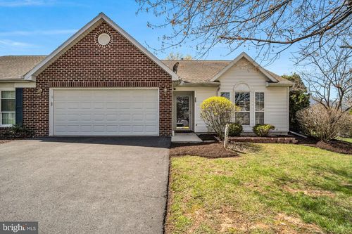 25 Greenfield Dr, CARLISLE, PA, 17015-7611 | Card Image