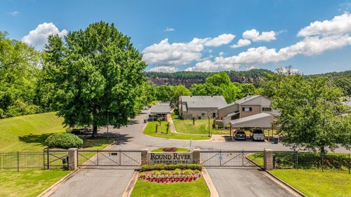 apt-5-2510 Riverfront Dr, Little Rock, AR, 72202-1727 | Card Image