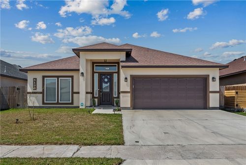 4133 Midlands St, Corpus Christi, TX, 78414-2210 | Card Image