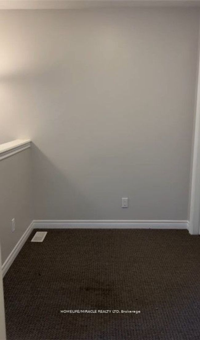 52 Haney Dr, House attached with 3 bedrooms, 3 bathrooms and 1 parking in Thorold ON | Image 9