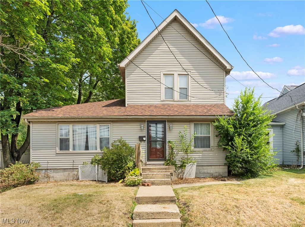 Walnut Rd, Massillon, OH 44646