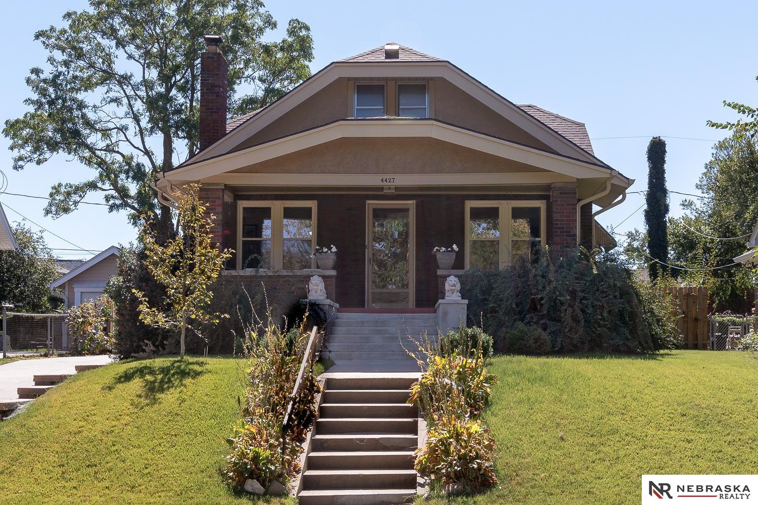 William St, Omaha, NE 68105