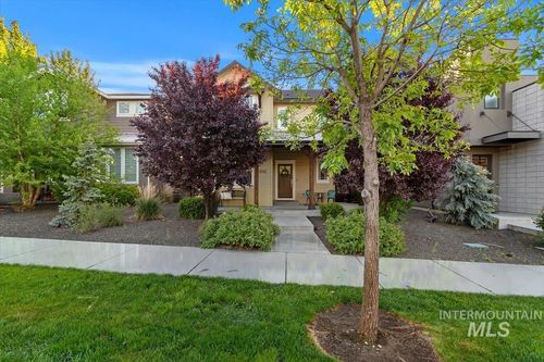 3042 S Shadywood Way, Boise, ID, 83716-7054 | Card Image