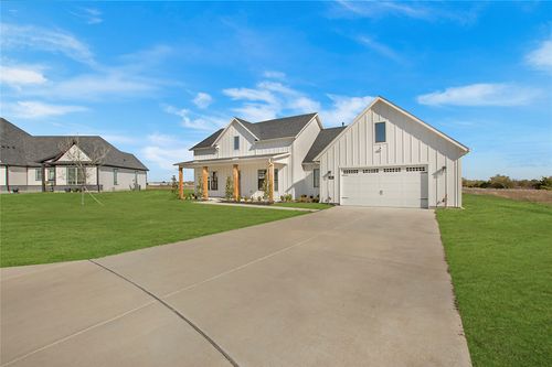 804 Lexington Ln, Nevada, TX, 75173-0139 | Card Image