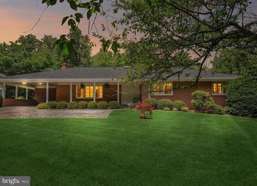 6101 Neilwood Dr, NORTH BETHESDA, MD, 20852-3706 | Card Image