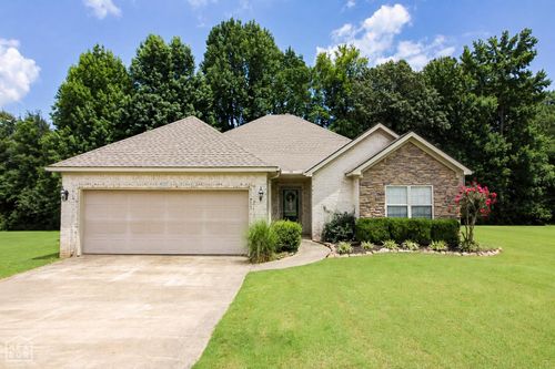 4717 Lochmoor Cir, Jonesboro, AR, 72405-8151 | Card Image