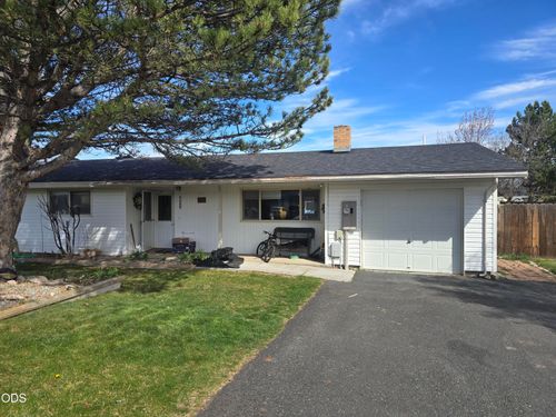 10443 Wright Ave, Klamath Falls, OR, 97603-9590 | Card Image