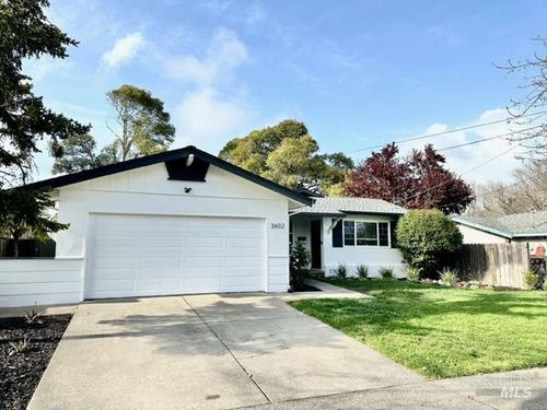 3602 Idlewild Ave, Napa, CA, 94558-2819 | Card Image
